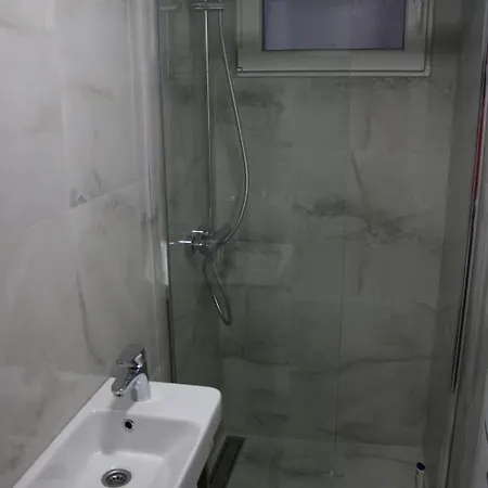 Bajo 1 Apartment *